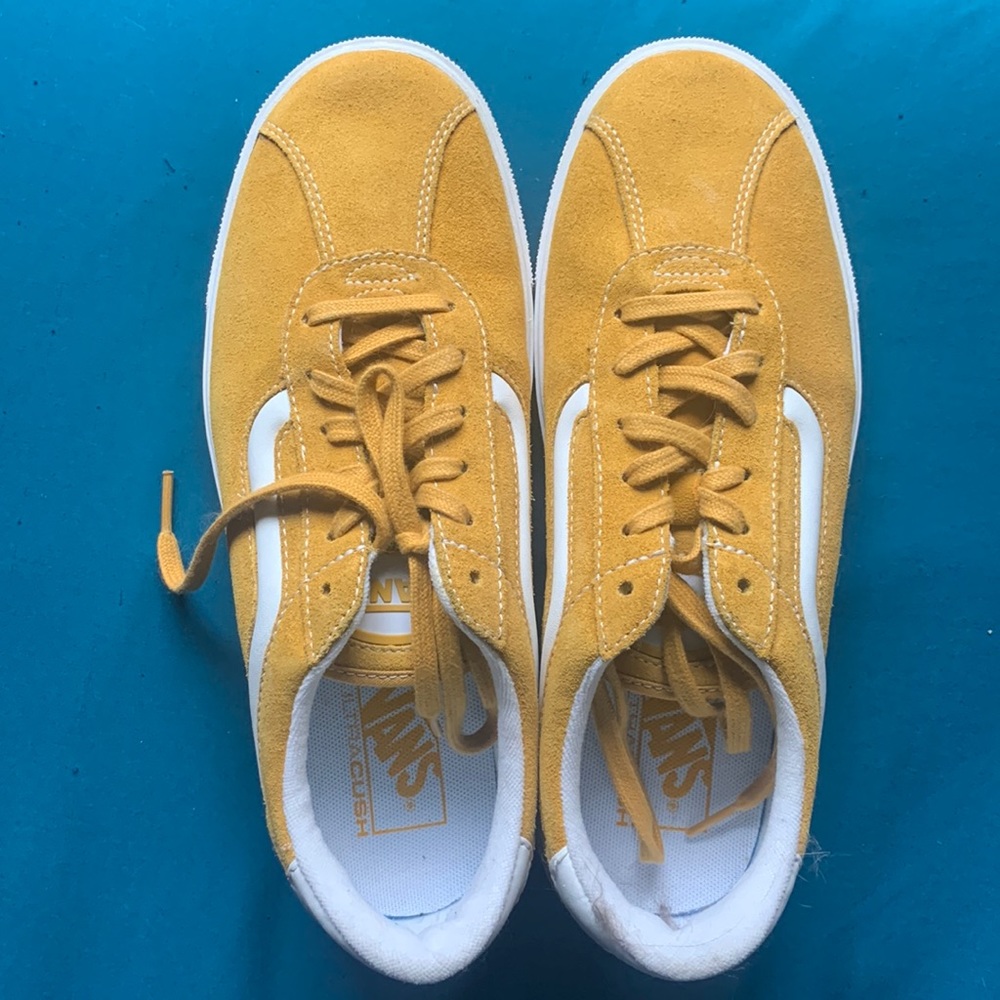 vans berle/old skool style yellow shoes